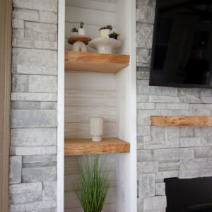 Adorn® Mortarless Stone Siding Example